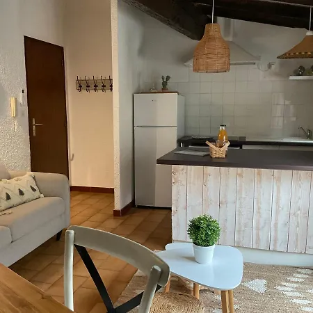 Face à La Cité Vue Sublime