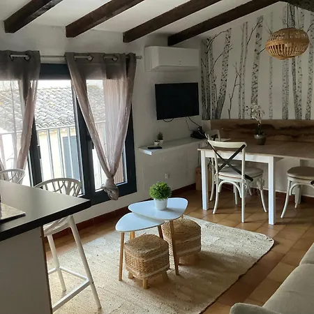 Montez Au Creneau, Face A La Cite Vue Sublime *