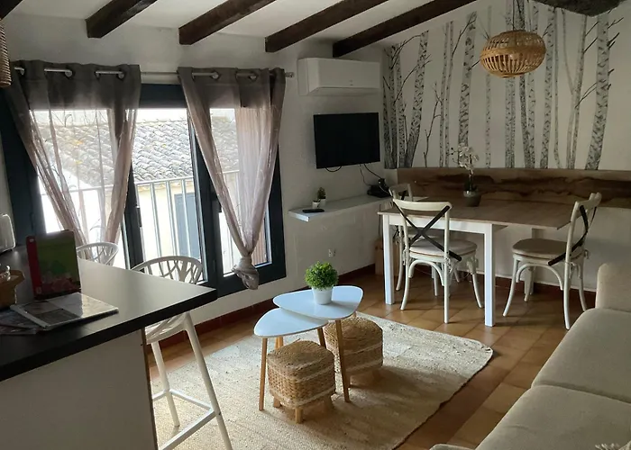 Montez Au Creneau, Face A La Cite Vue Sublime *